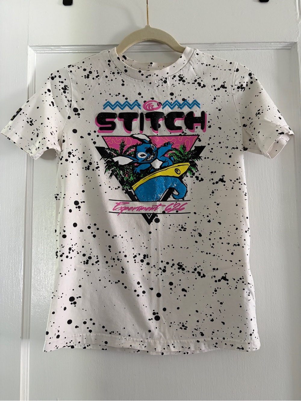WDW Disney Parks Lilo & Stitch Tee - White with Black Splatter